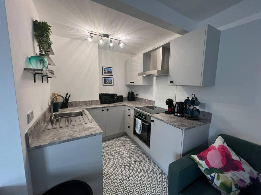 The Boardroom Apartment *